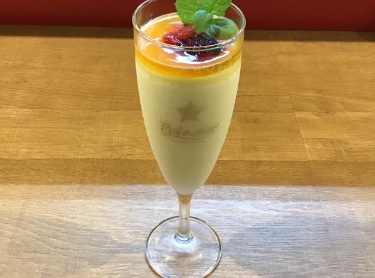 パッションフルーツのスフレグラッセ